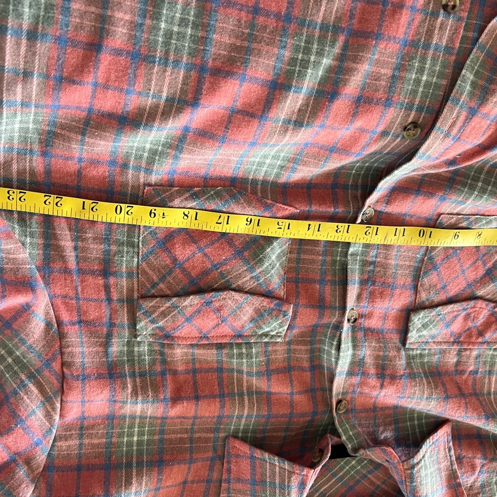 NWT Plaid flannel Shacket size large - Picture 7 of 7
